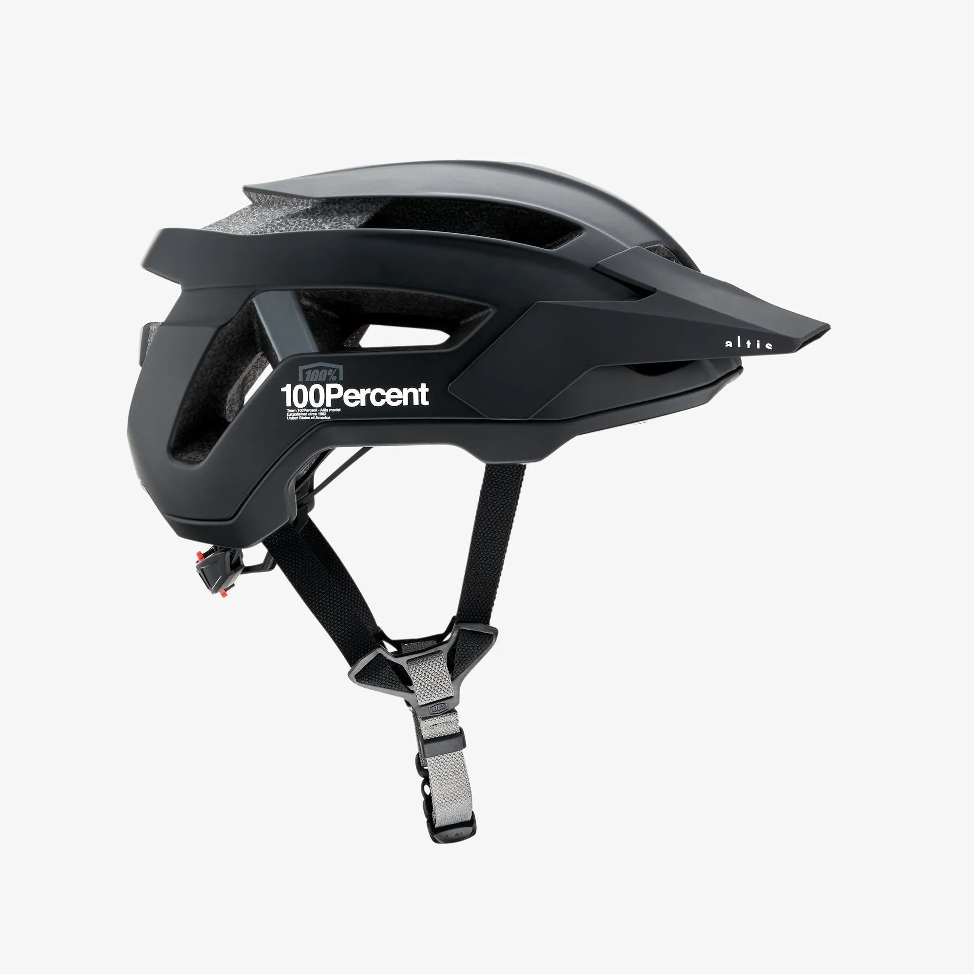 100% - Altis Helmet