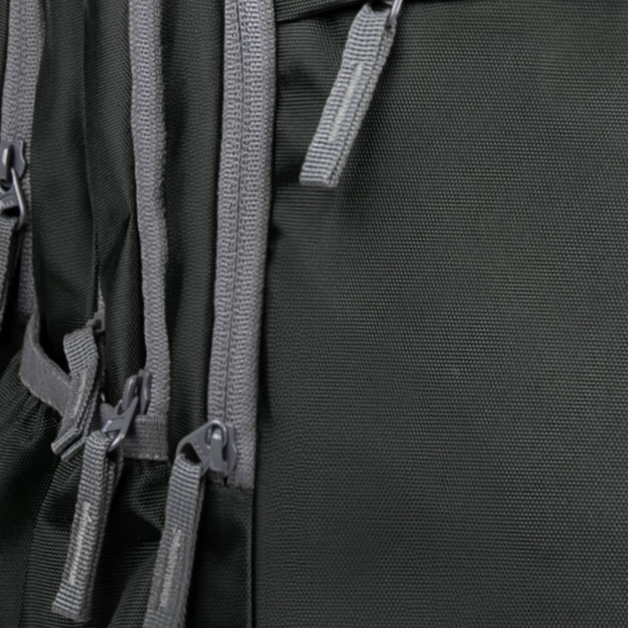 Airmate 29L DK Grey Backpack with raincover