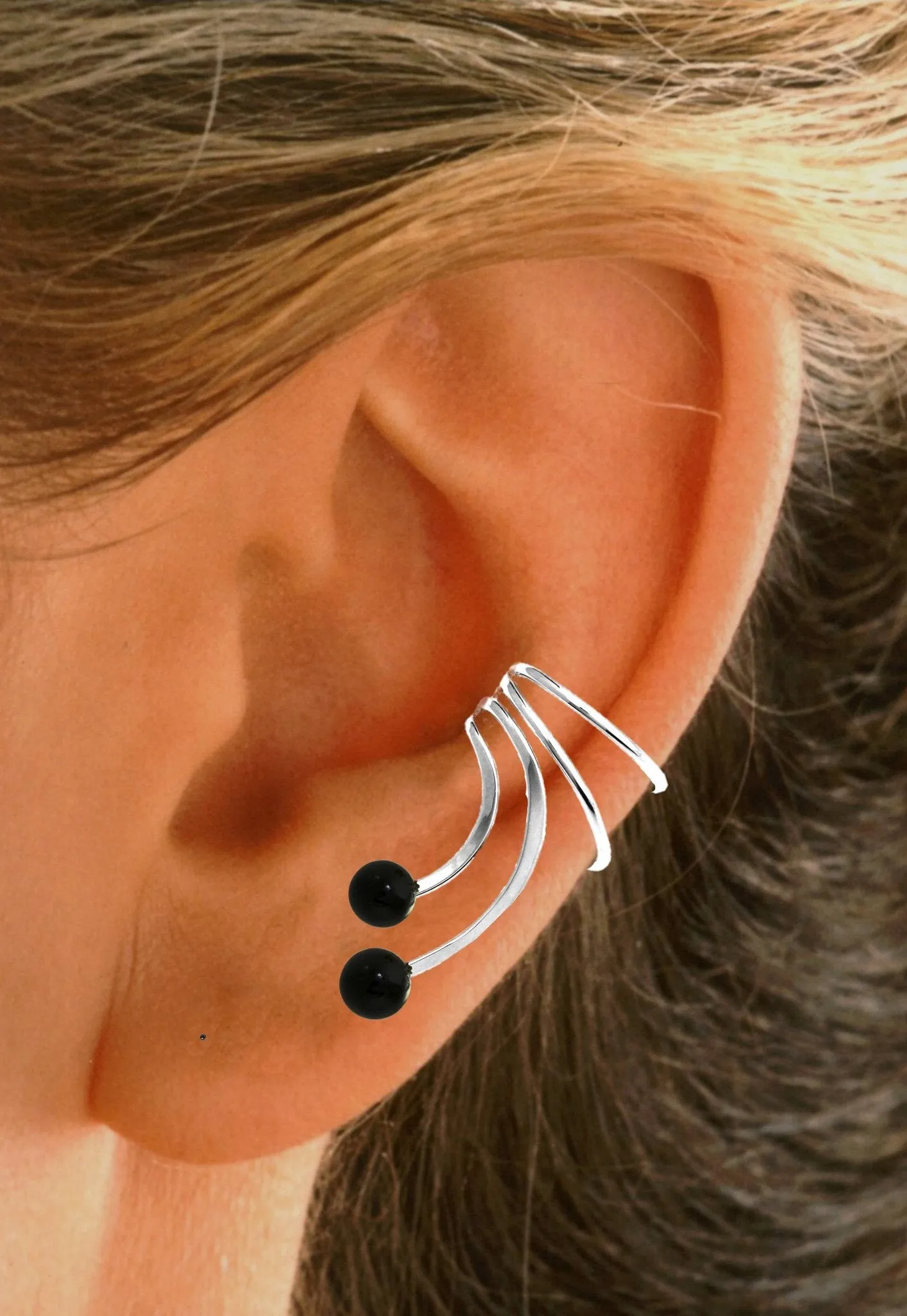 Black Onyx Gems Short Wave Ear Cuff
