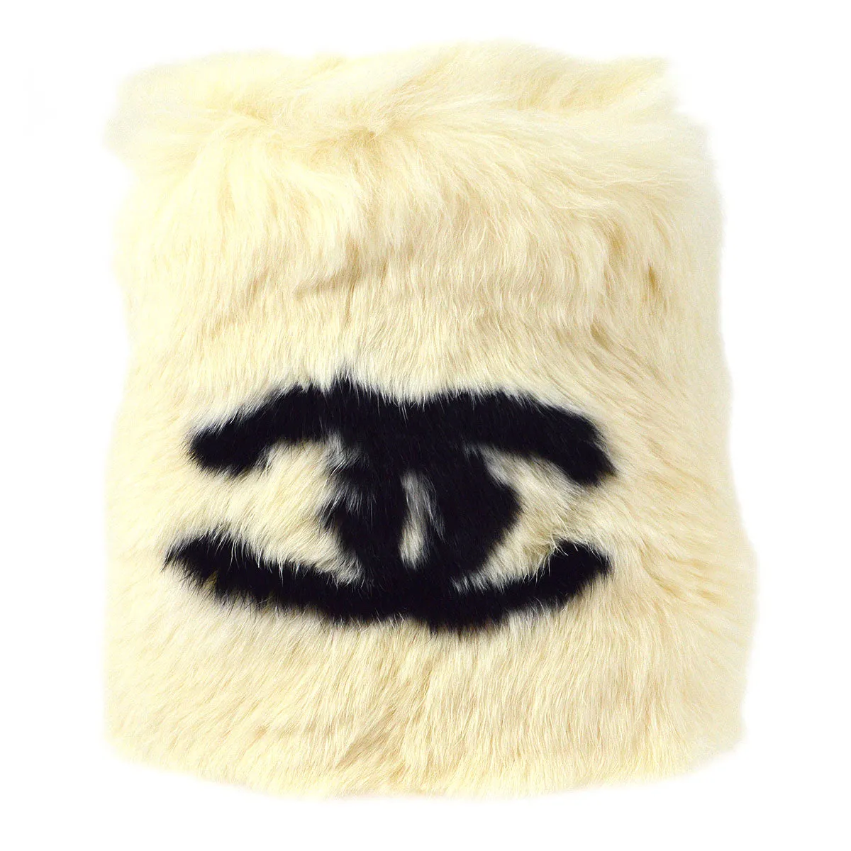 CHANEL 2001 Rabbit Fur Bangle White 48729