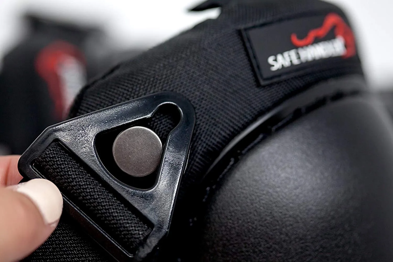 Heavy Duty High-Density PP Cap Knee Pads with Padding
