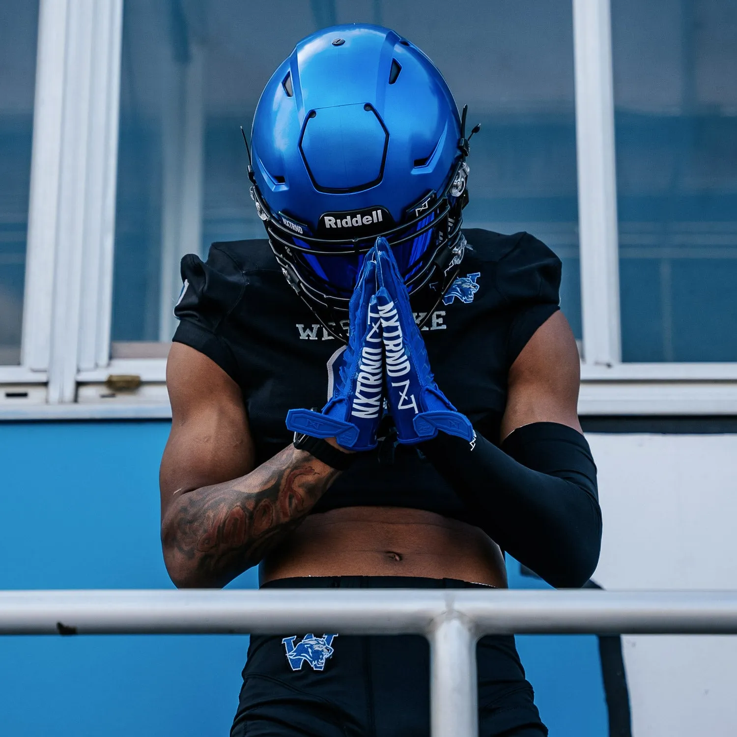 NXTRND G1® Football Gloves Blue